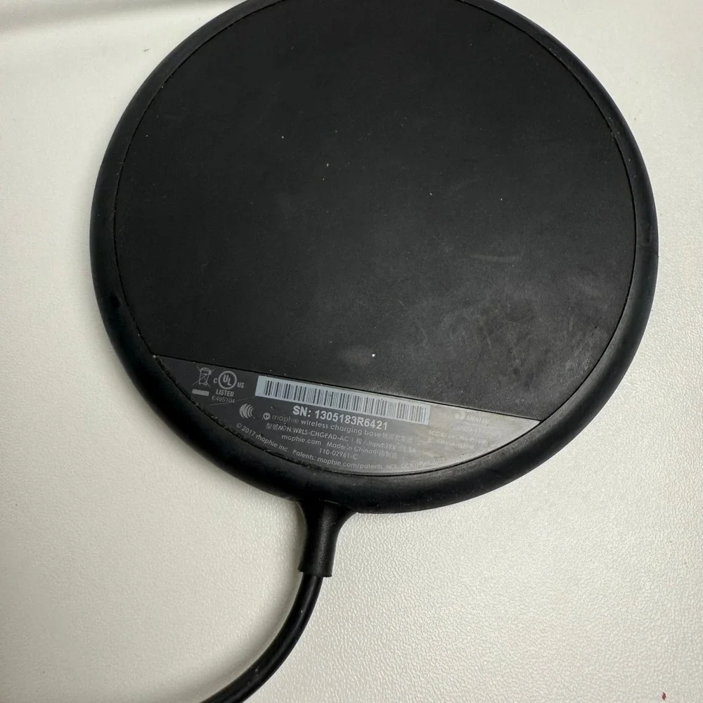 Mophie Wireless Charging Base Unisex OS Black‎ WRLS-CHGPAD-AC Qi Pad Fast Charge